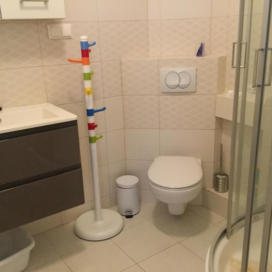 Apartament Rybka Apartment วูแคนชิน ภายนอก รูปภาพ